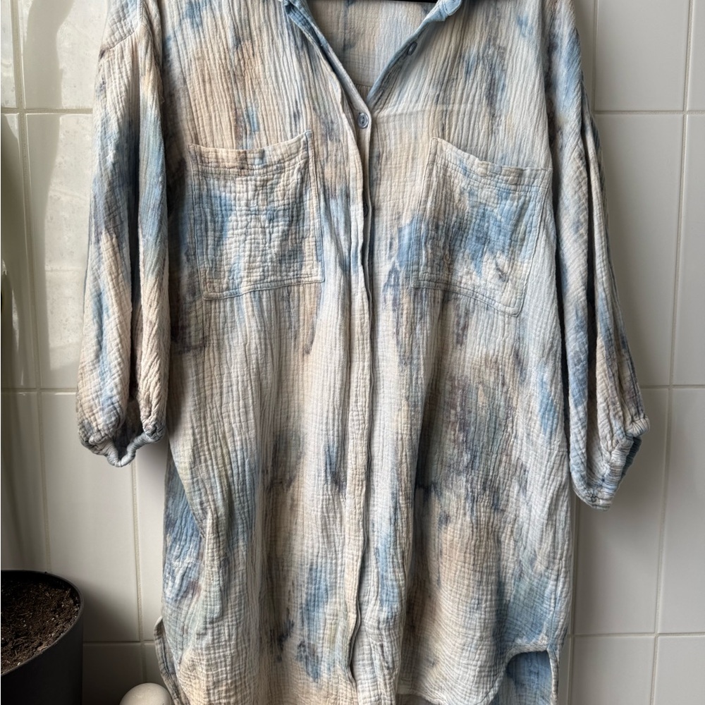 Blue and Beige Tie-Dye Button-Up Shirt